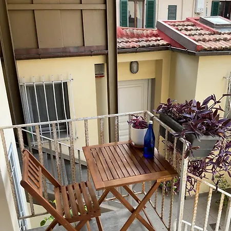 Apartamento Sam's & Cosy By The Old Town Florencia